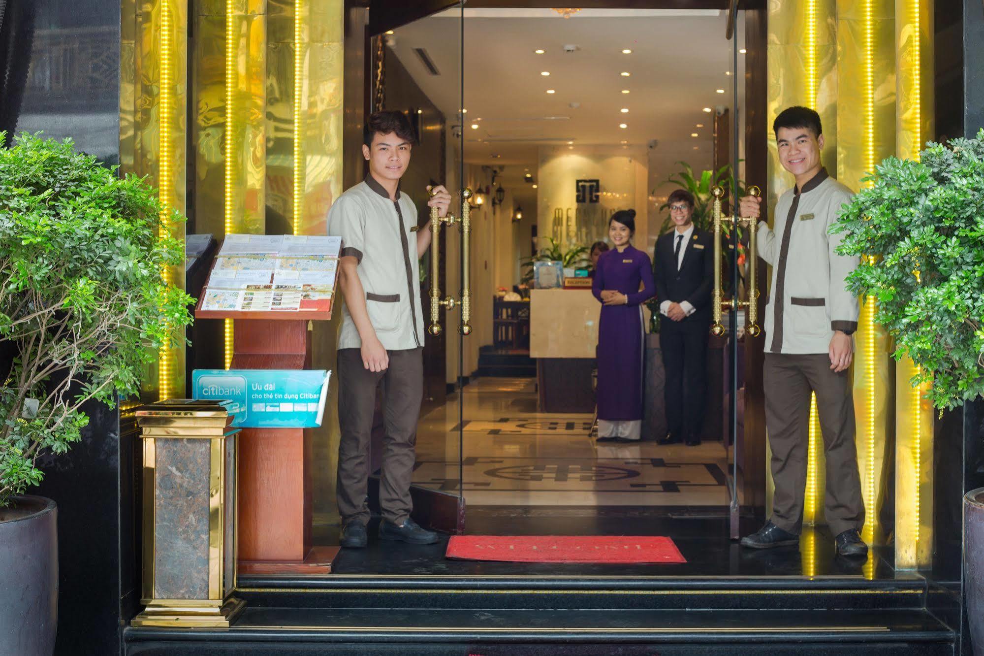Mercury Central Hotel Hanoi Buitenkant foto